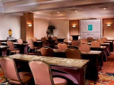 Embassy By Hilton Near The Galleria 4* Dallas